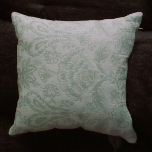 William Yeoward Deco Pillow Designers Guild Galtine Design Green Floral15X15" - Picture 1 of 5